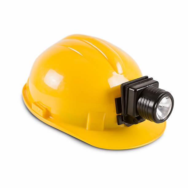 Capacete com lanterna: a luminosidade aliada à proteção
